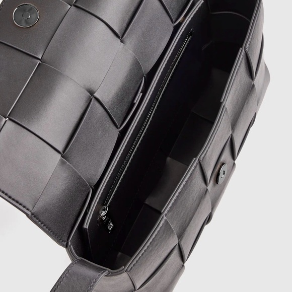 Quince Black Woven Leather Bag with dust bag - Picture 5 of 8